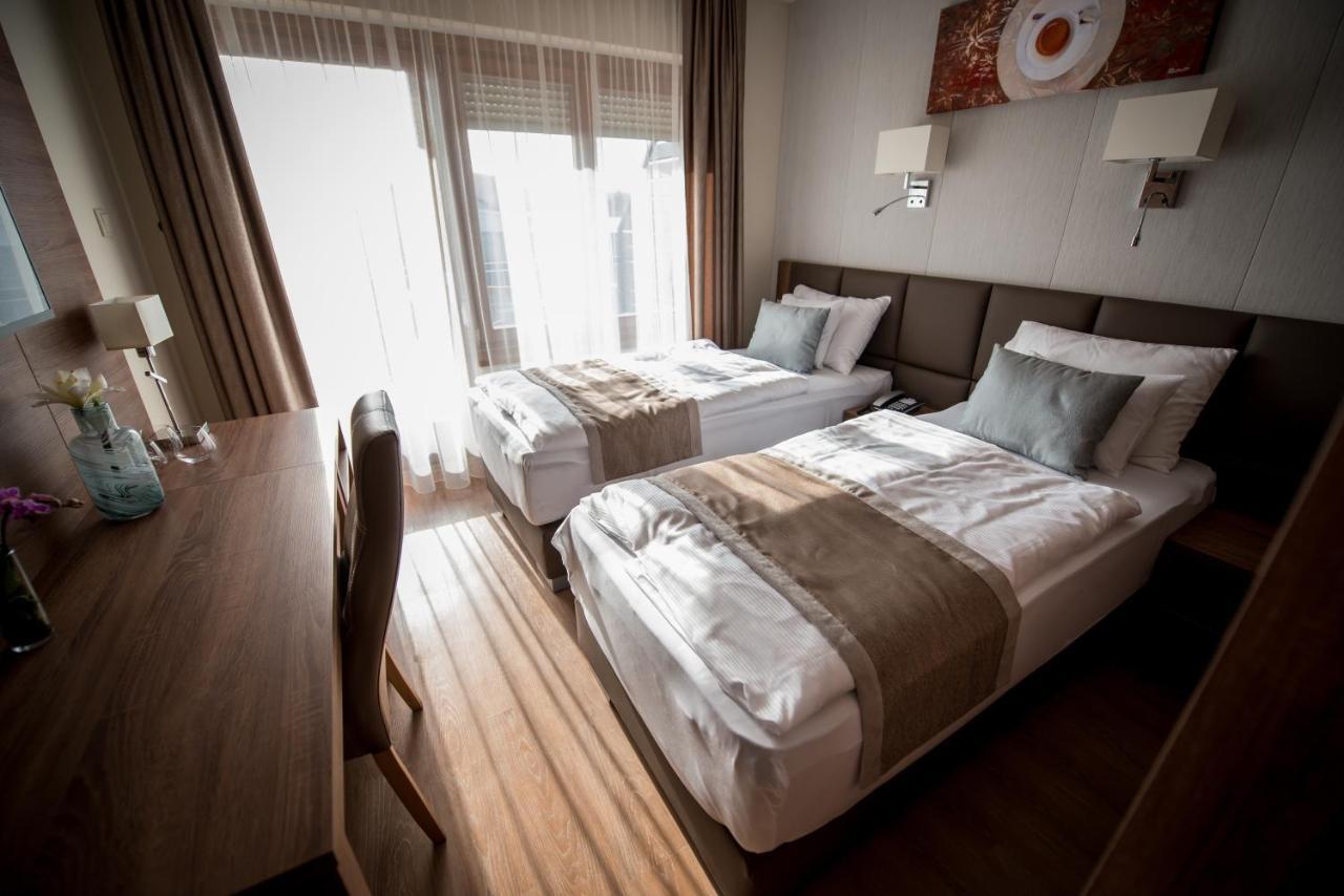 Mokka House Panzio Bed and Breakfast Μίσκολτς Εξωτερικό φωτογραφία