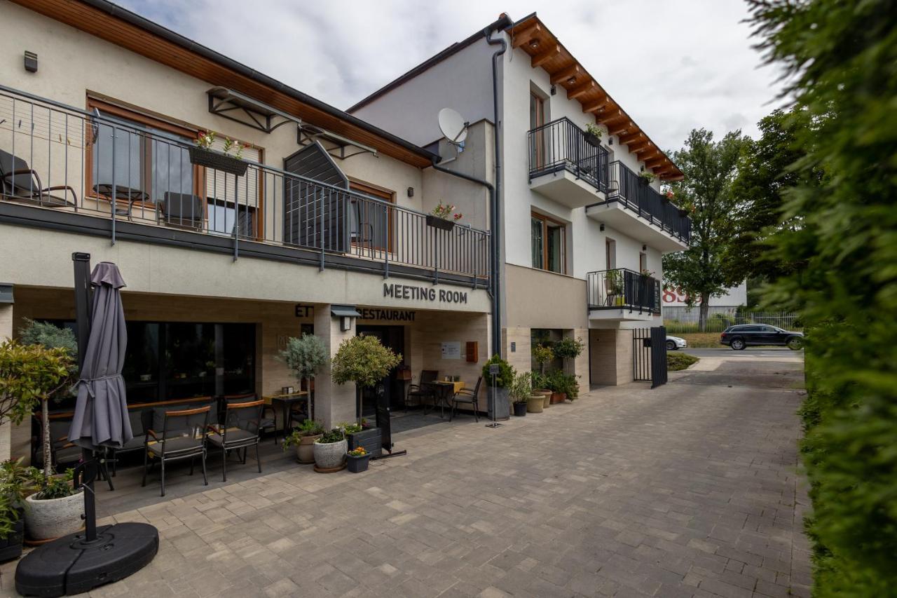 Mokka House Panzio Bed and Breakfast Μίσκολτς Εξωτερικό φωτογραφία