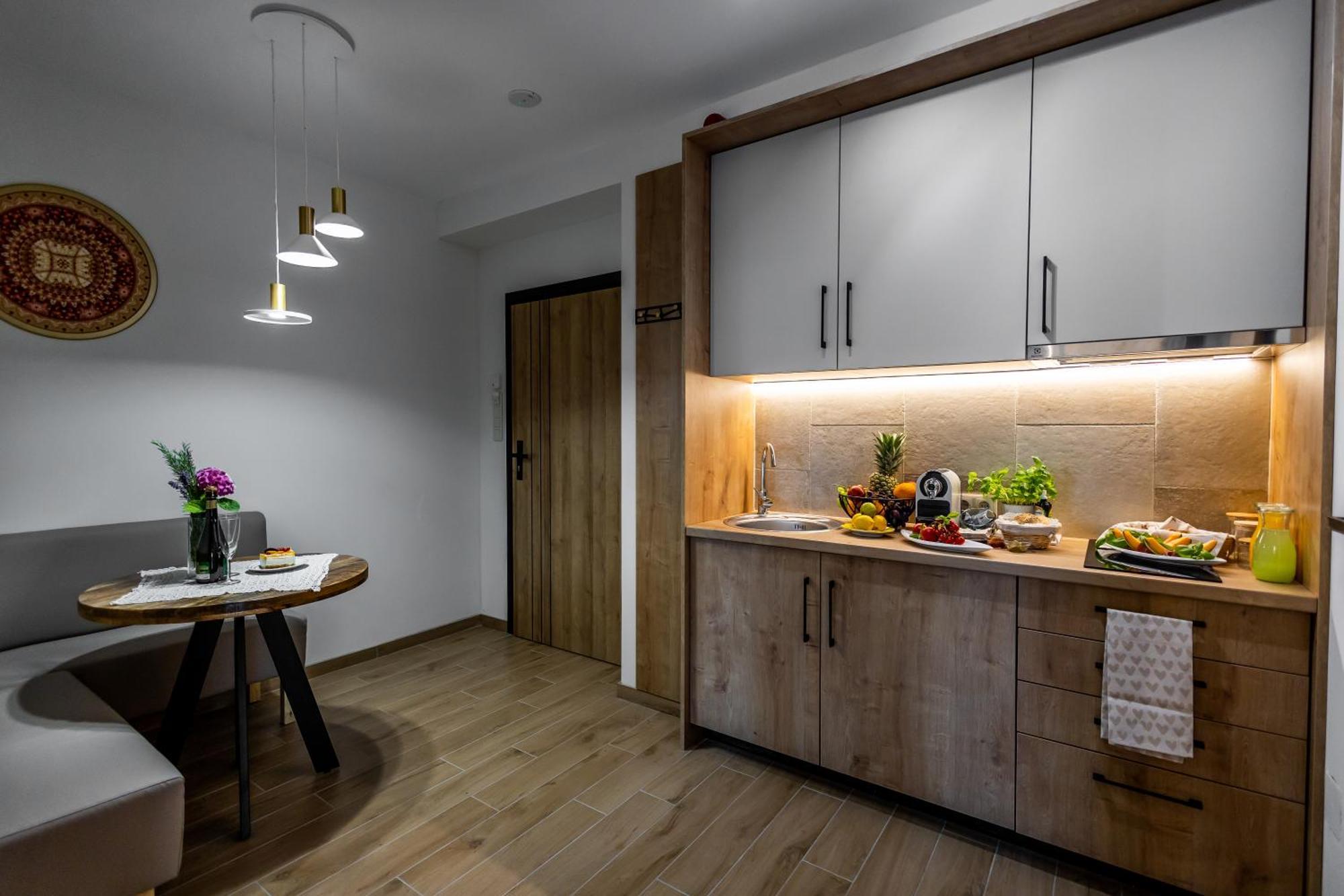 Mokka House Panzio Bed and Breakfast Μίσκολτς Εξωτερικό φωτογραφία